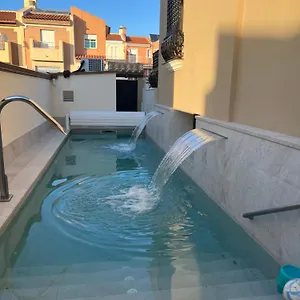 https://villa-limonar-vlez-mlaga.1costadelsol.com